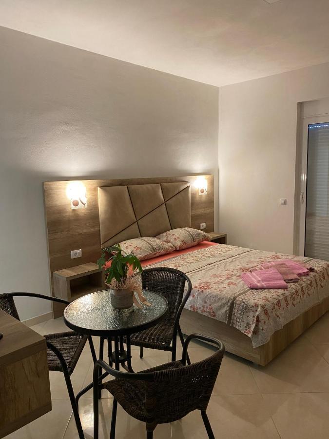Apartments Catalic Ulcinj Kültér fotó